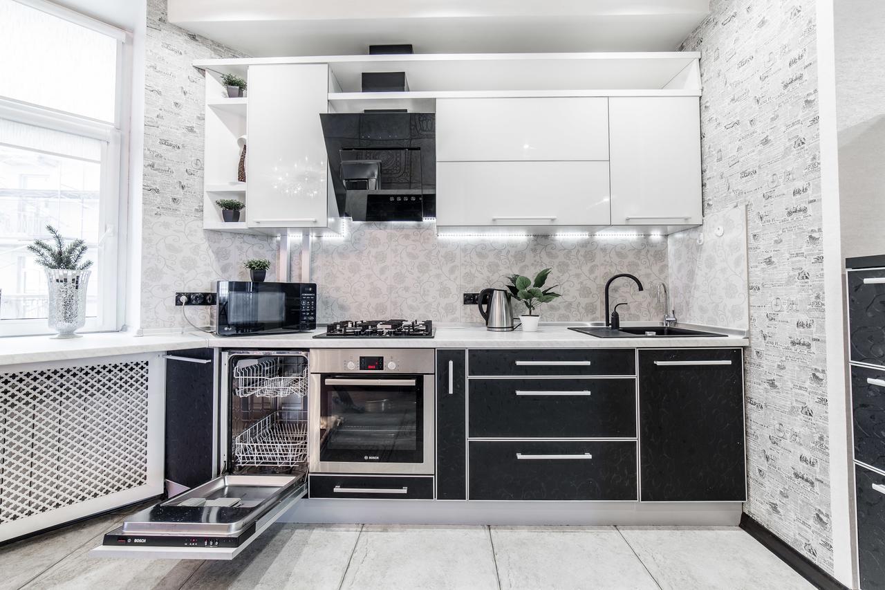 Mgapartments 3 Rooms Miasnikova Sq. Vip มินสก์ ภายนอก รูปภาพ